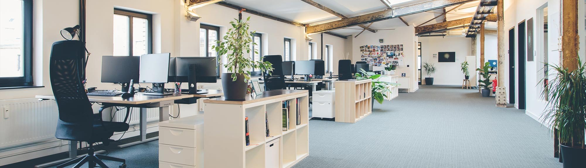 Online-Marketing-Manager (w/m/d) Schwerpunkt Social Media Online-Marketing-Manager (w/m/d) Schwerpunkt Social Media